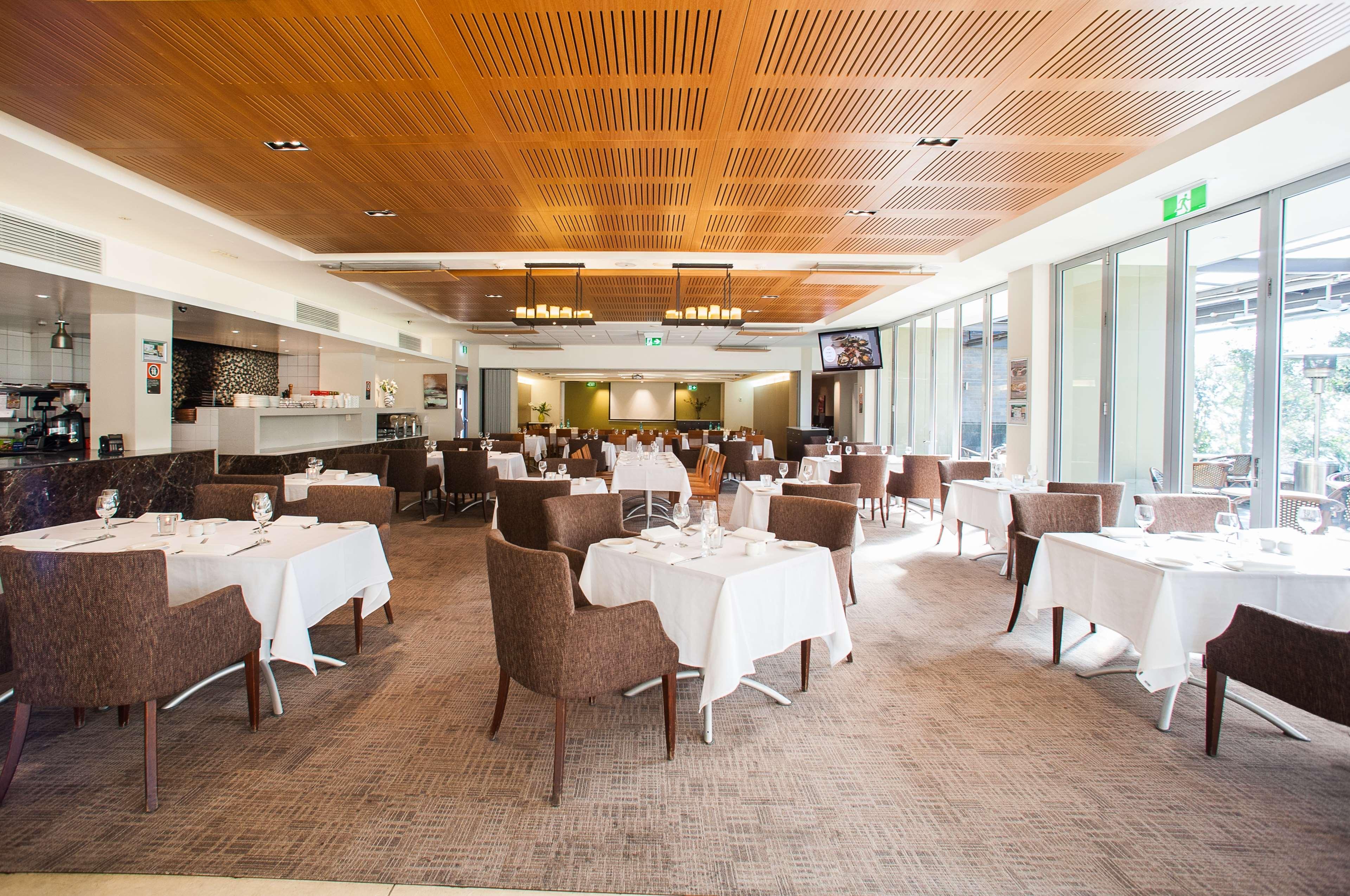 Ramada Hotel & Suites By Wyndham Cabramatta מראה חיצוני תמונה