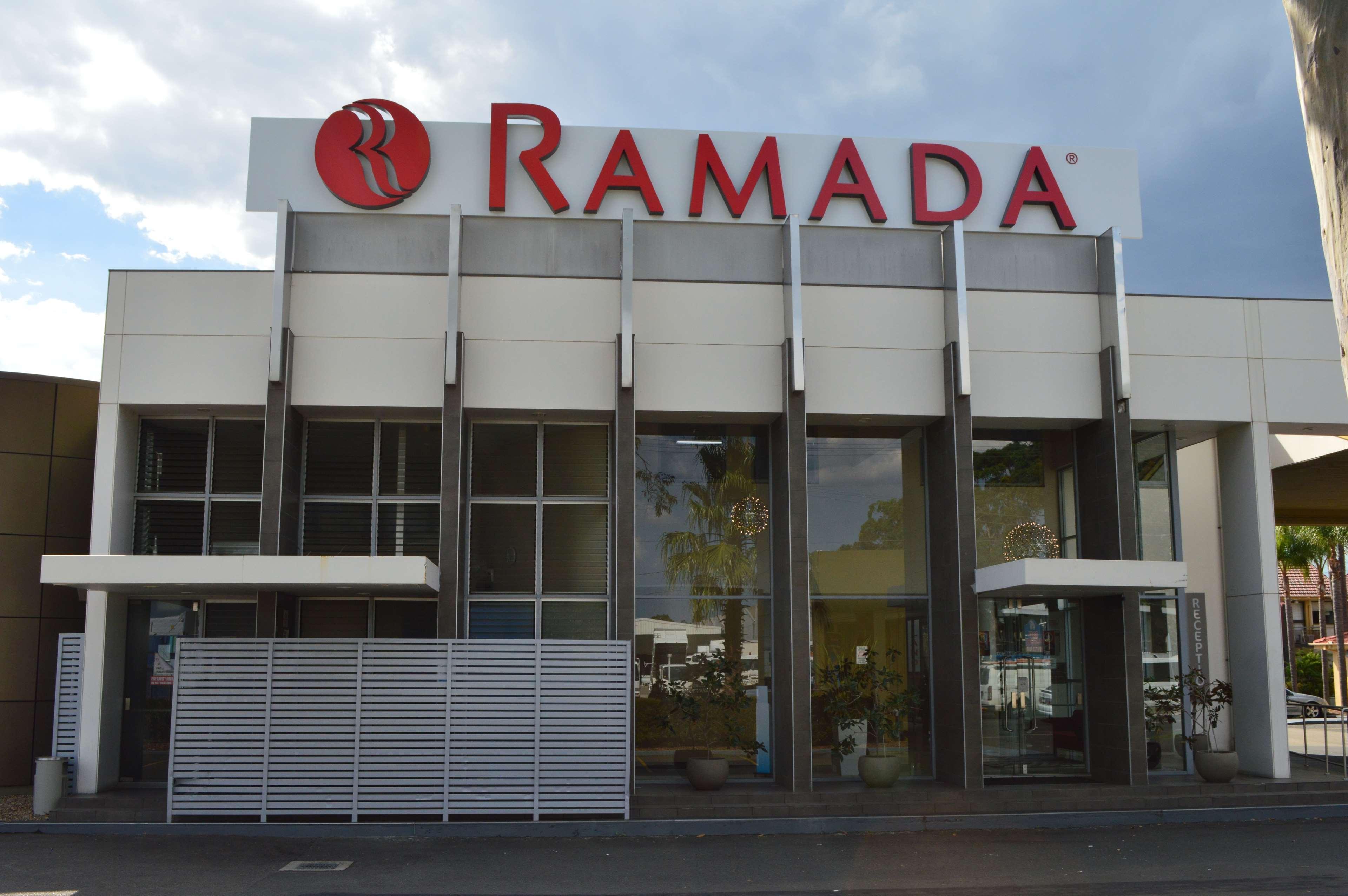 Ramada Hotel & Suites By Wyndham Cabramatta מראה חיצוני תמונה