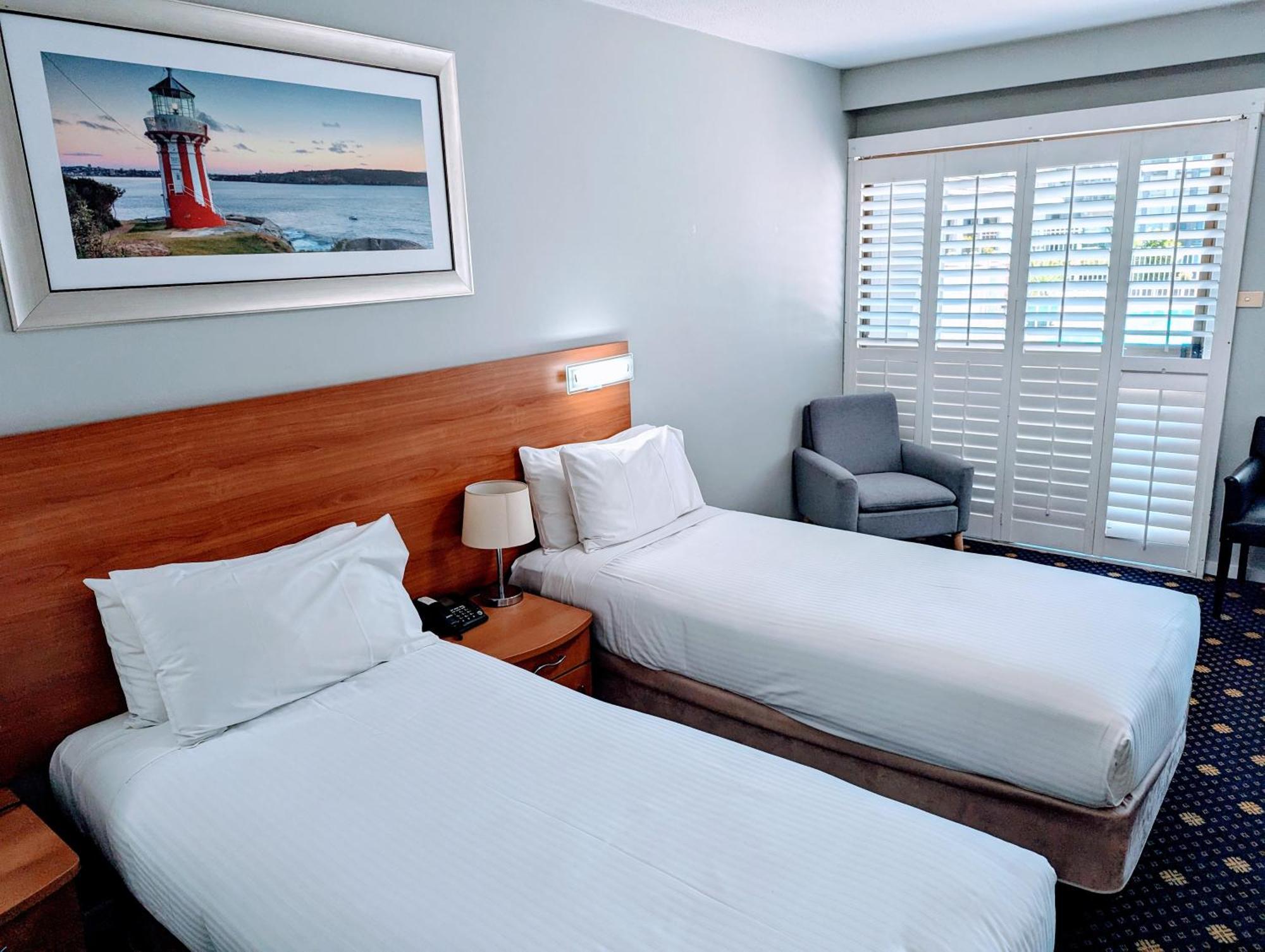 Ramada Hotel & Suites By Wyndham Cabramatta מראה חיצוני תמונה