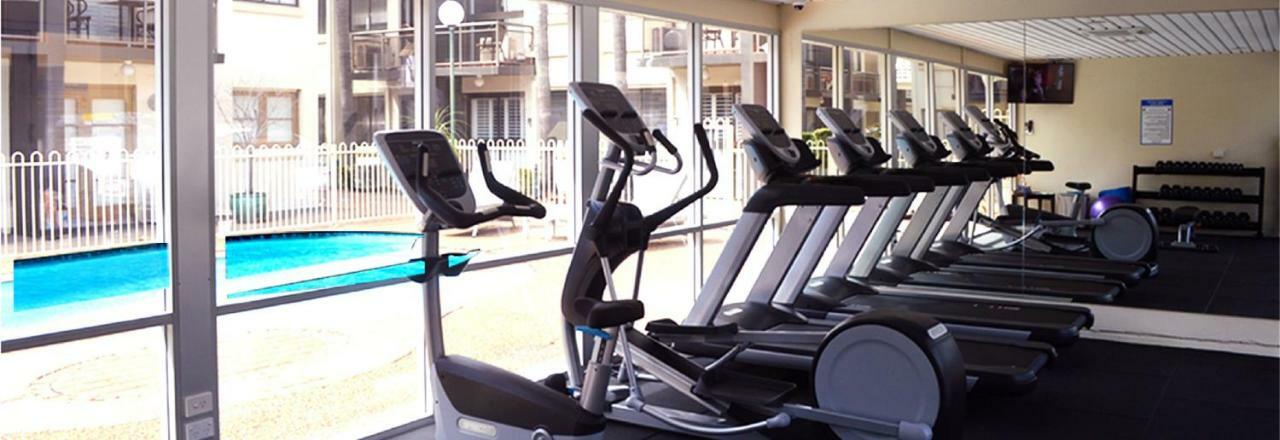 Ramada Hotel & Suites By Wyndham Cabramatta מראה חיצוני תמונה
